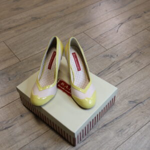 Womens Shoes