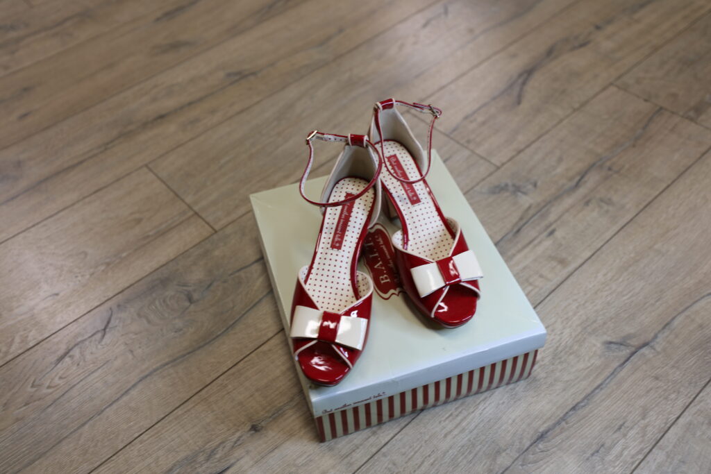 Womens Shoes
