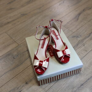 Womens Shoes