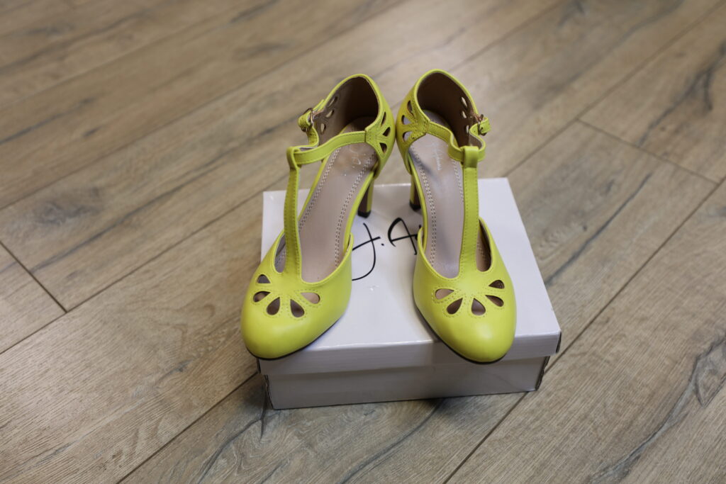 Womens Shoes